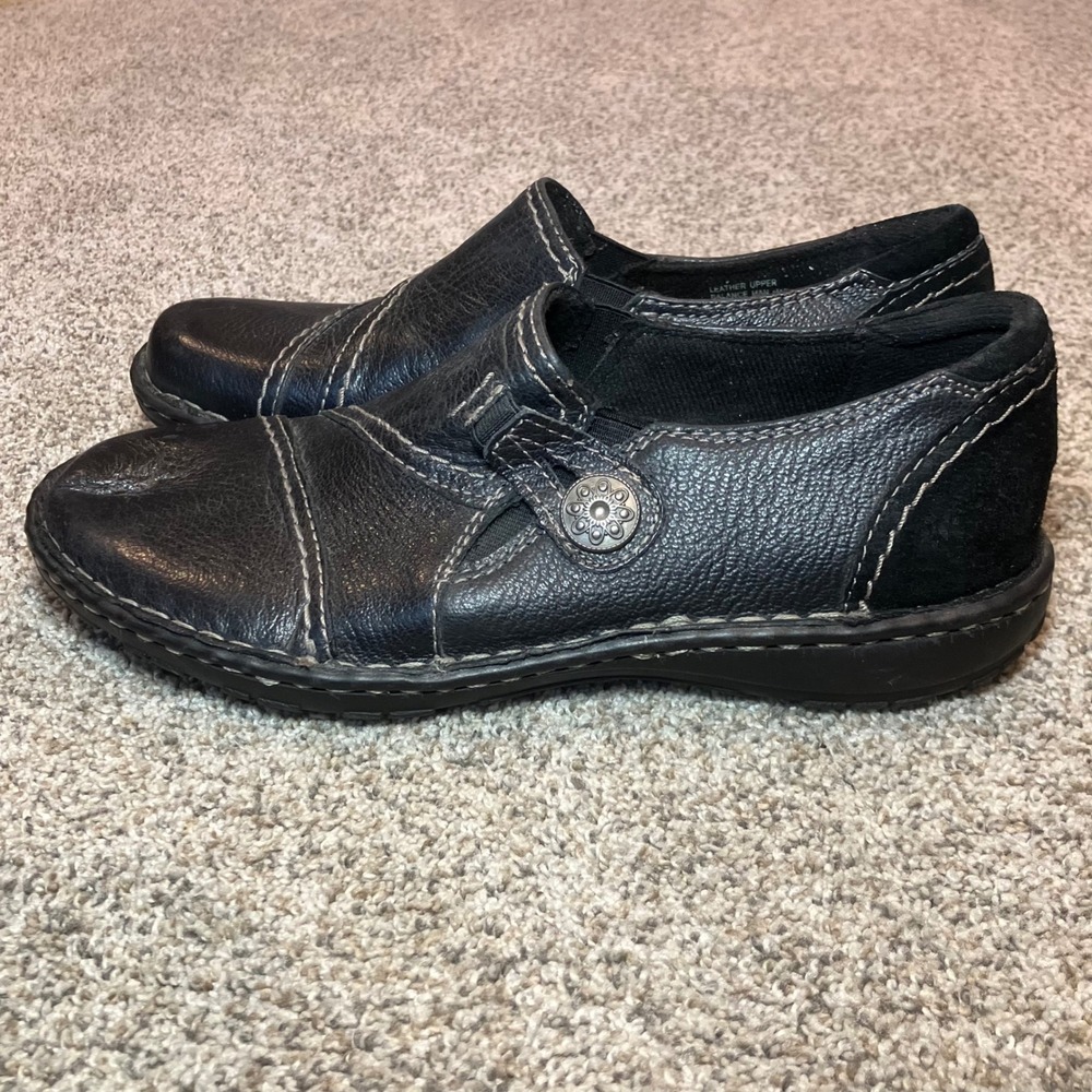 Earth Origins Elsie Black Leather Loafers Slip On Shoe Women 7.5 M Button Accent
